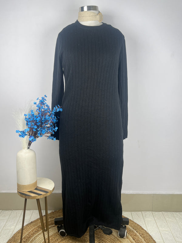 Classic Black Straight-Fit Woollen Dress