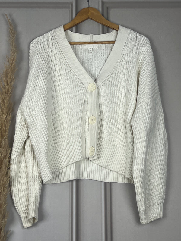 Simplicity V-Neck White Cardigan