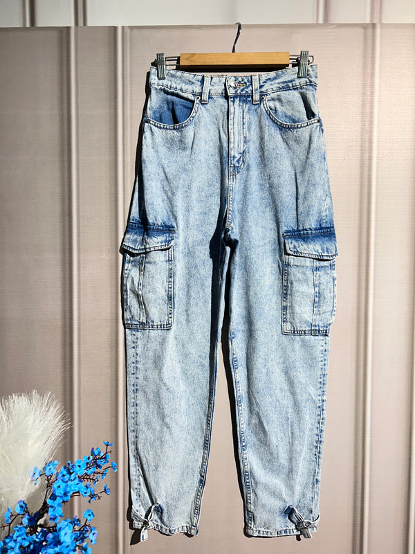 High-Waist Shaded-Blue Cargo Jeans