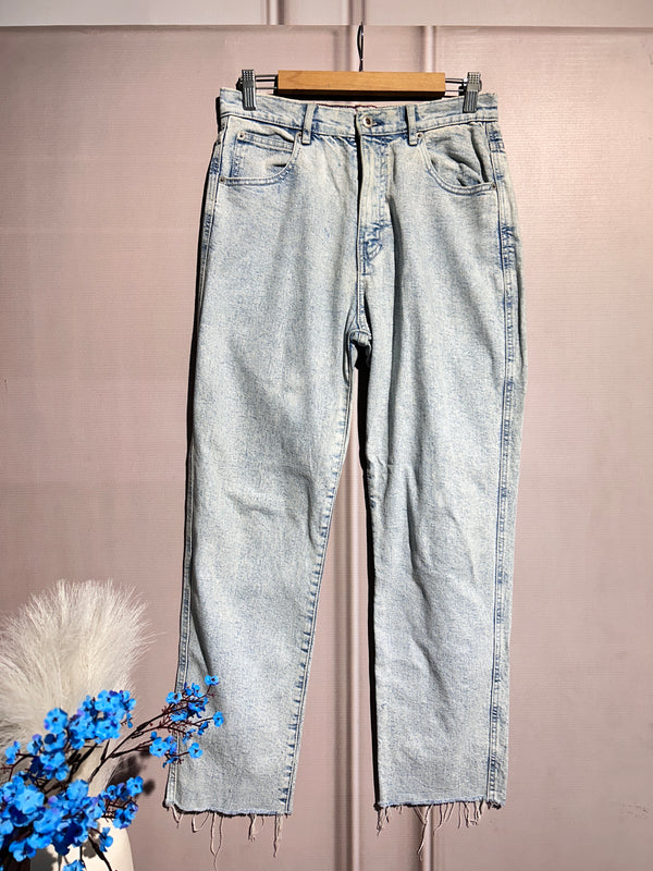 Pull & Bear High-Waist Blue Straight-Fit Jeans