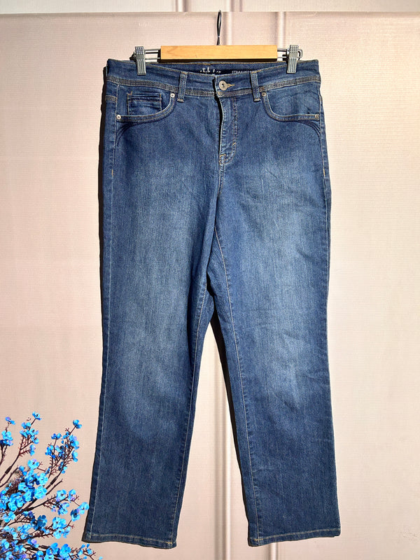 Mid-Waist Shaded-Blue Straight-Fit Jeans