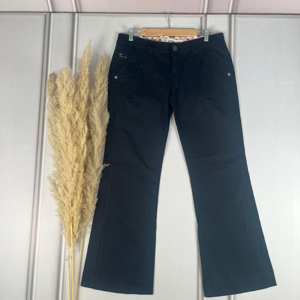 Mid-Waist Flared Jeans